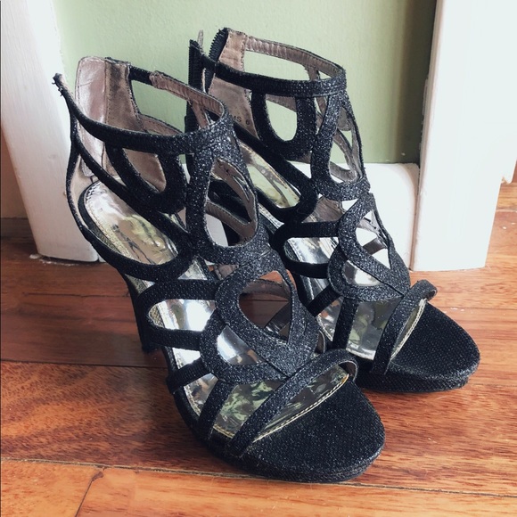 macy's strappy heels